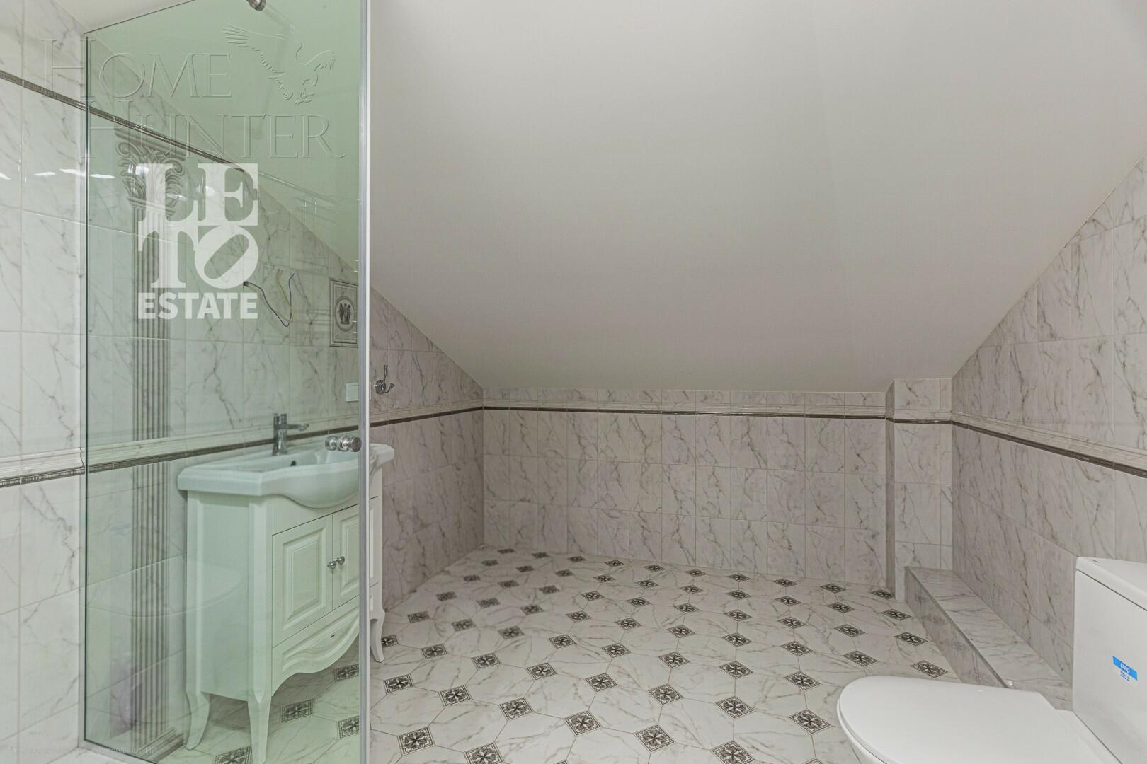 2-этажный таунхаус 251.7 м² с отделкой