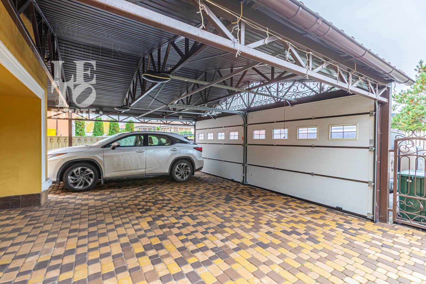 2-этажный таунхаус 251.7 м² с отделкой