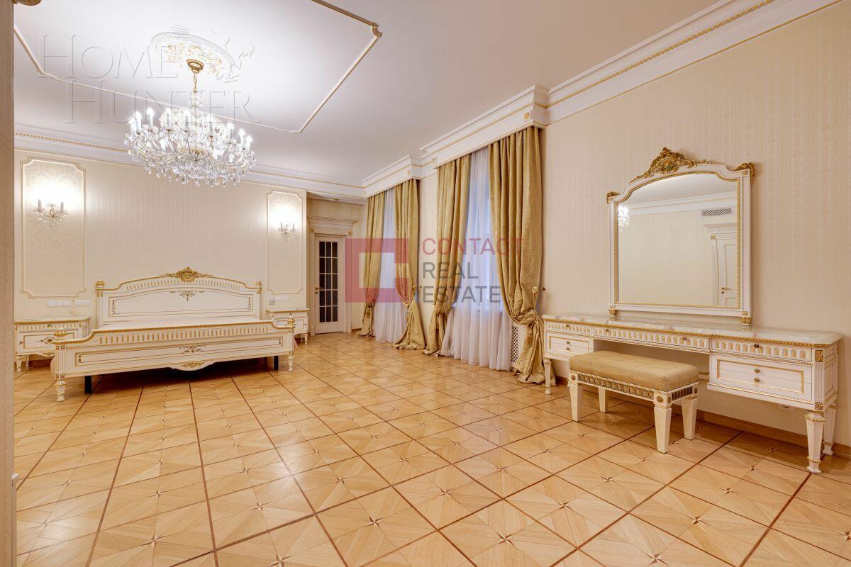 2-этажный коттедж 1 250 м² с отделкой