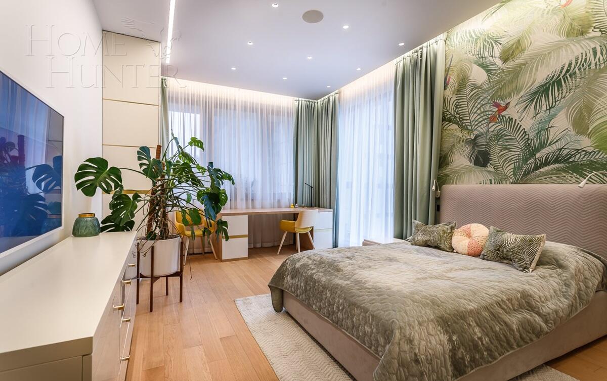 4-КОМН. КВАРТИРА С ОТДЕЛКОЙ 150 М² НА 10 ЭТАЖЕ