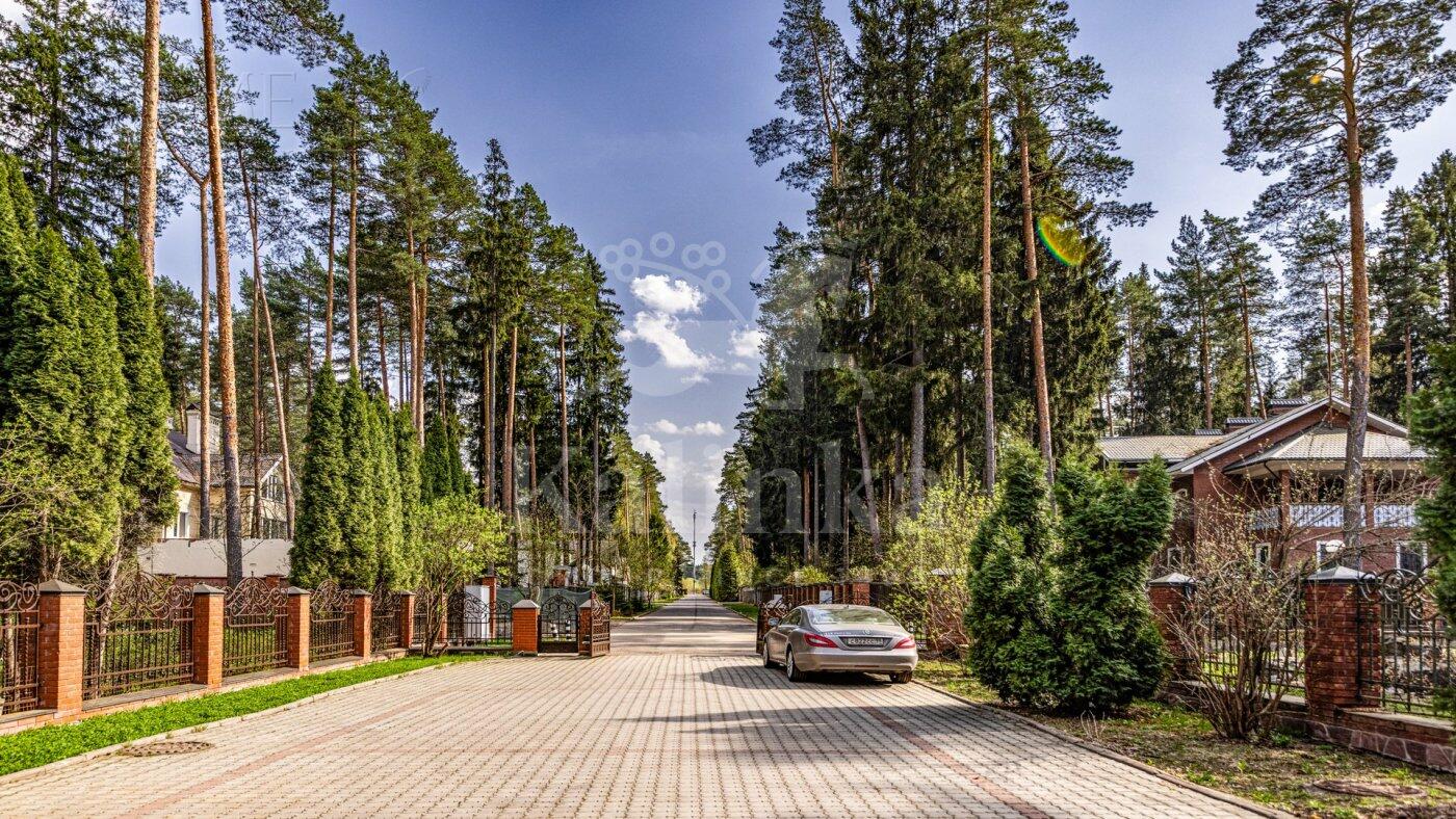 2-этажный коттедж 654 м² с отделкой