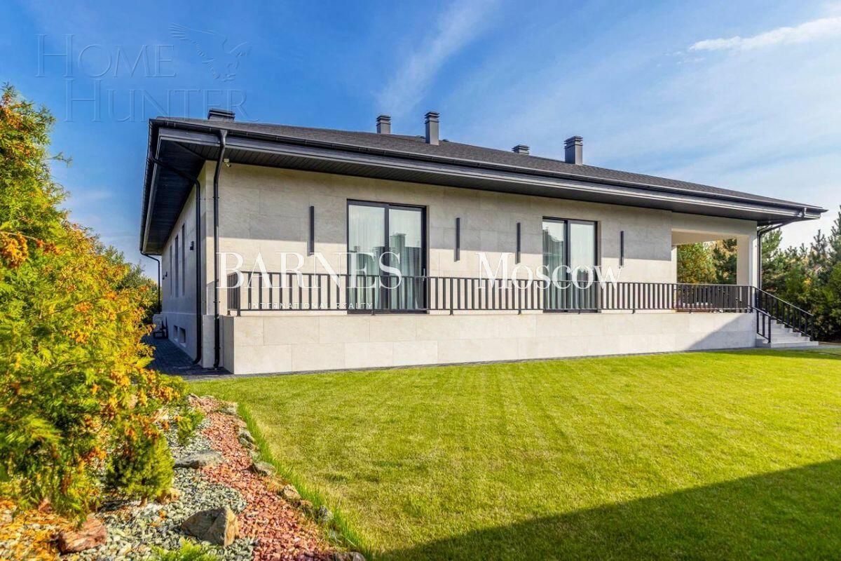 1-этажный коттедж 990 м² с отделкой