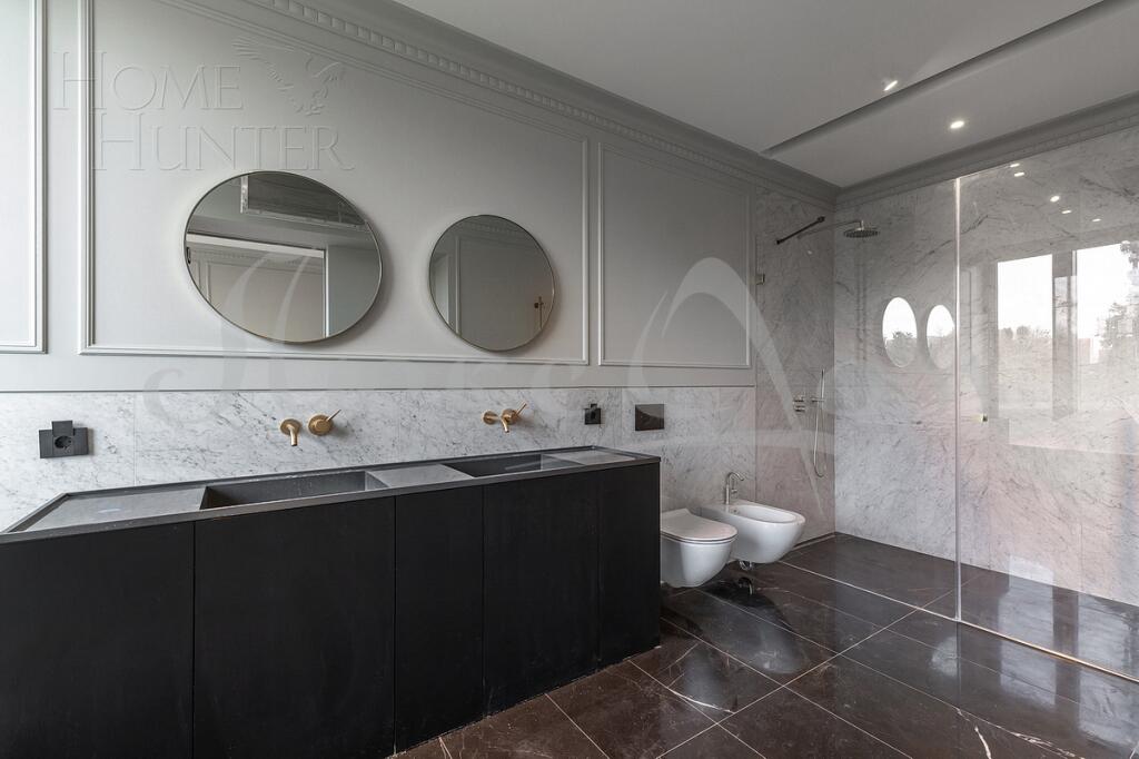 4-КОМН. КВАРТИРА С ОТДЕЛКОЙ 182 М² НА 2 ЭТАЖЕ