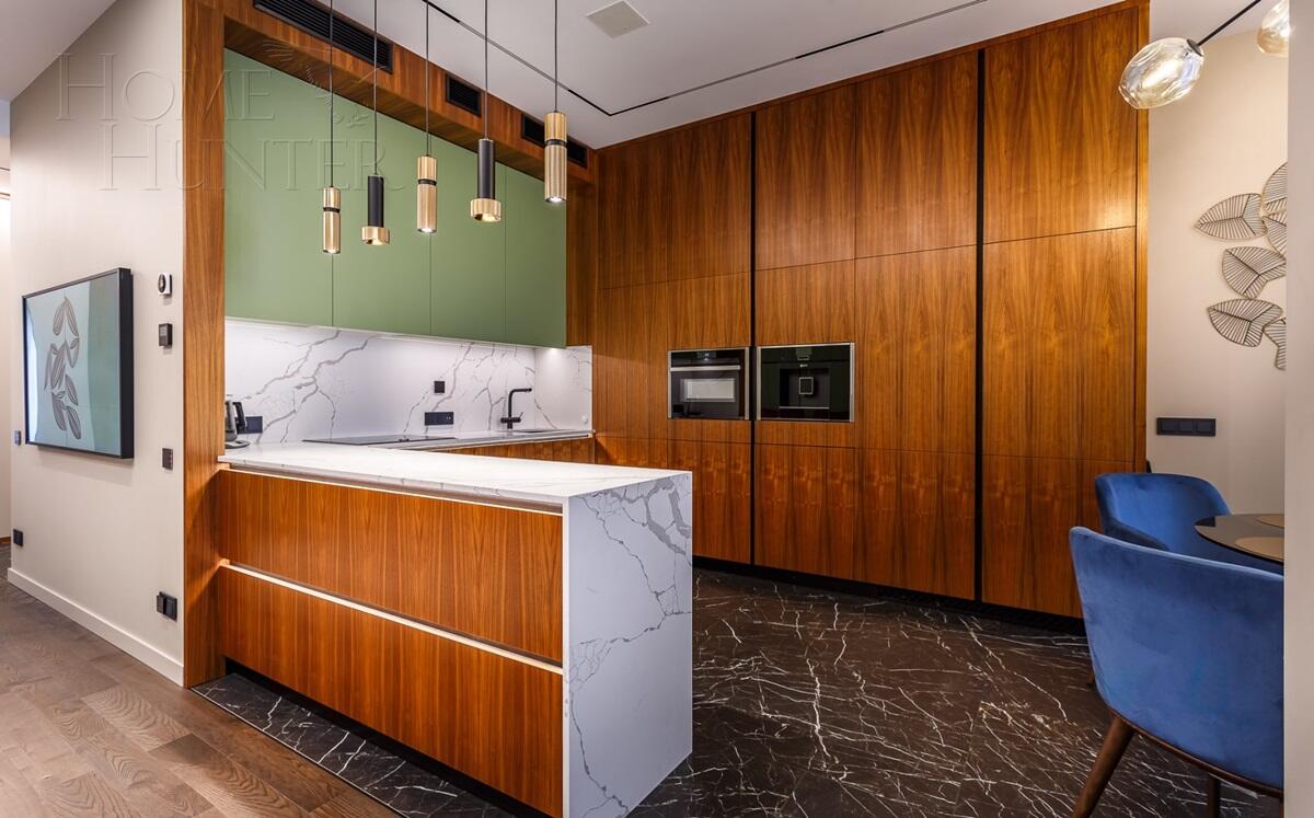 4-КОМН. КВАРТИРА С ОТДЕЛКОЙ 150 М² НА 10 ЭТАЖЕ