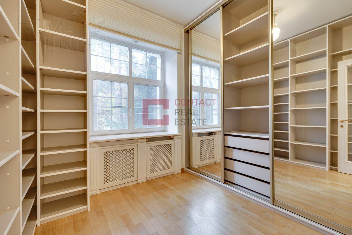 2-этажный коттедж 1 250 м² с отделкой