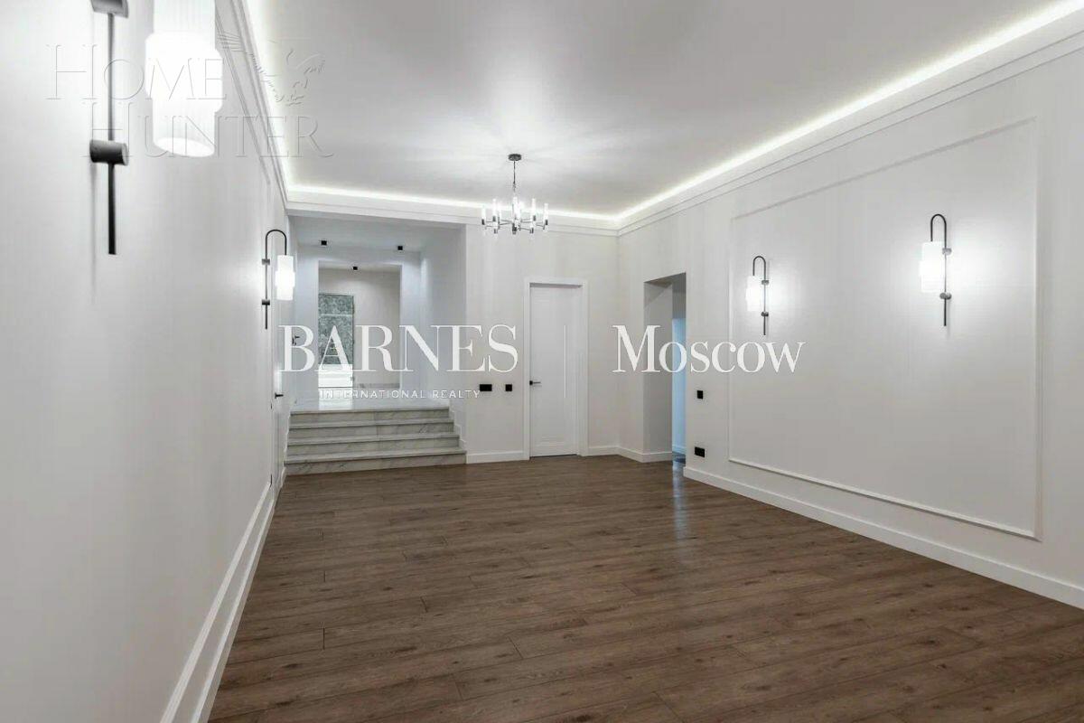 1-этажный коттедж 990 м² с отделкой