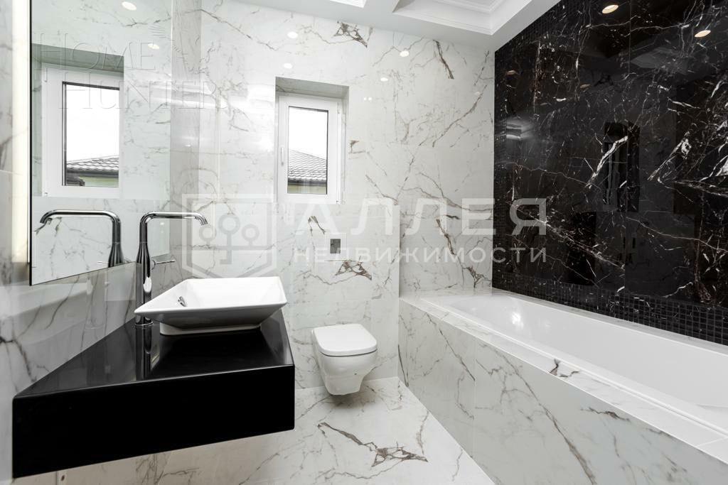 2-этажный коттедж 240 м² с отделкой