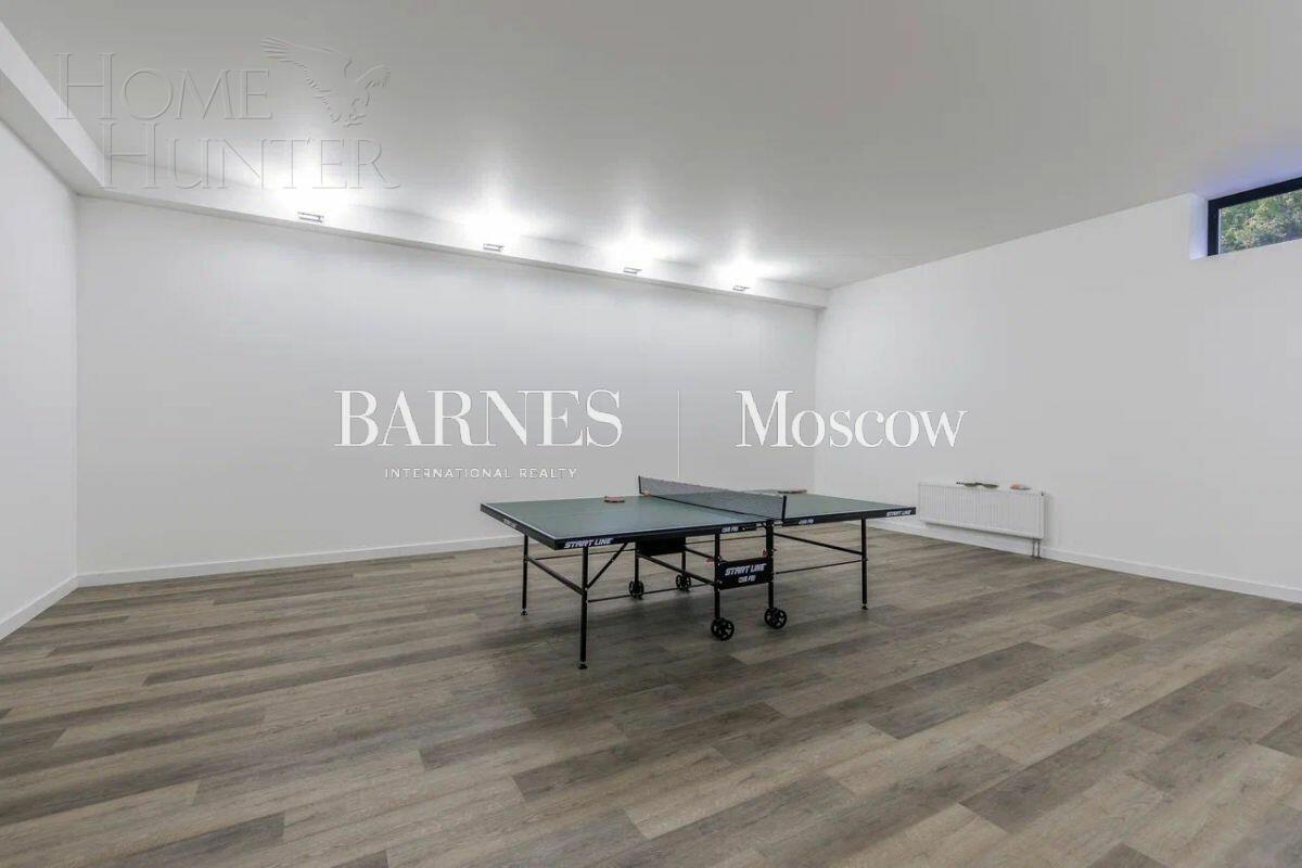 1-этажный коттедж 990 м² с отделкой