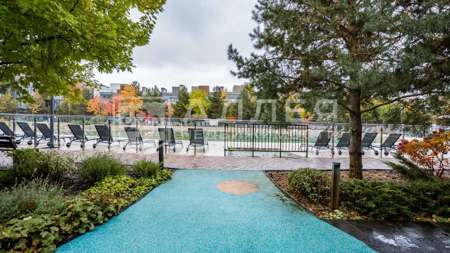 3-этажный таунхаус 238 м² без отделки