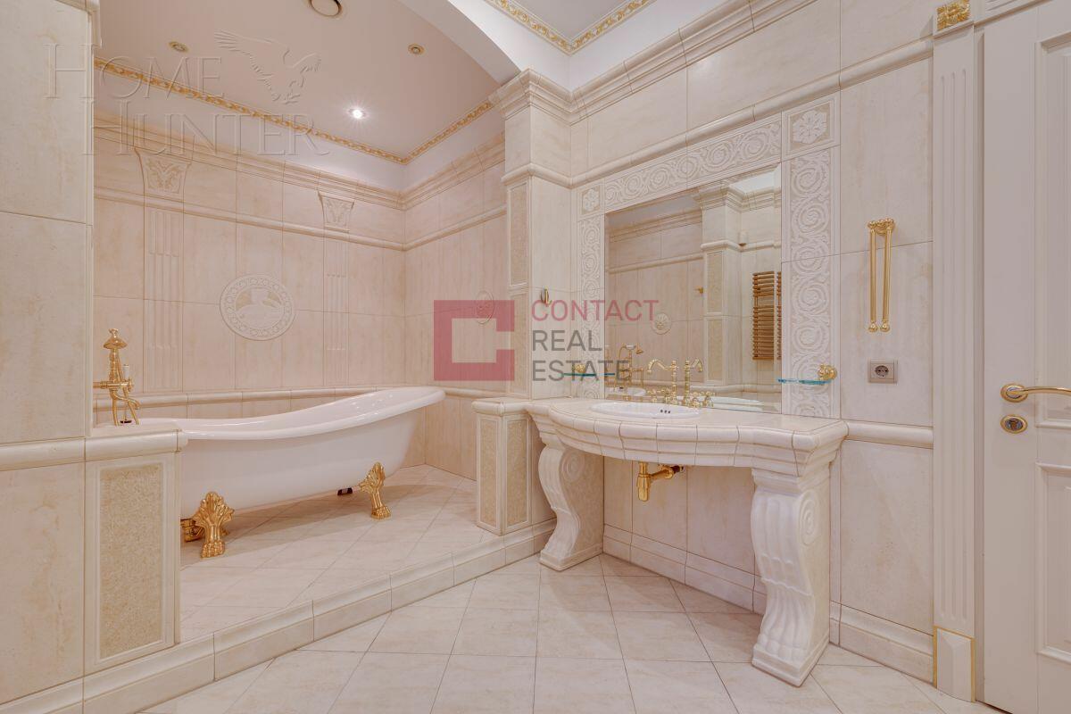 2-этажный коттедж 1 250 м² с отделкой