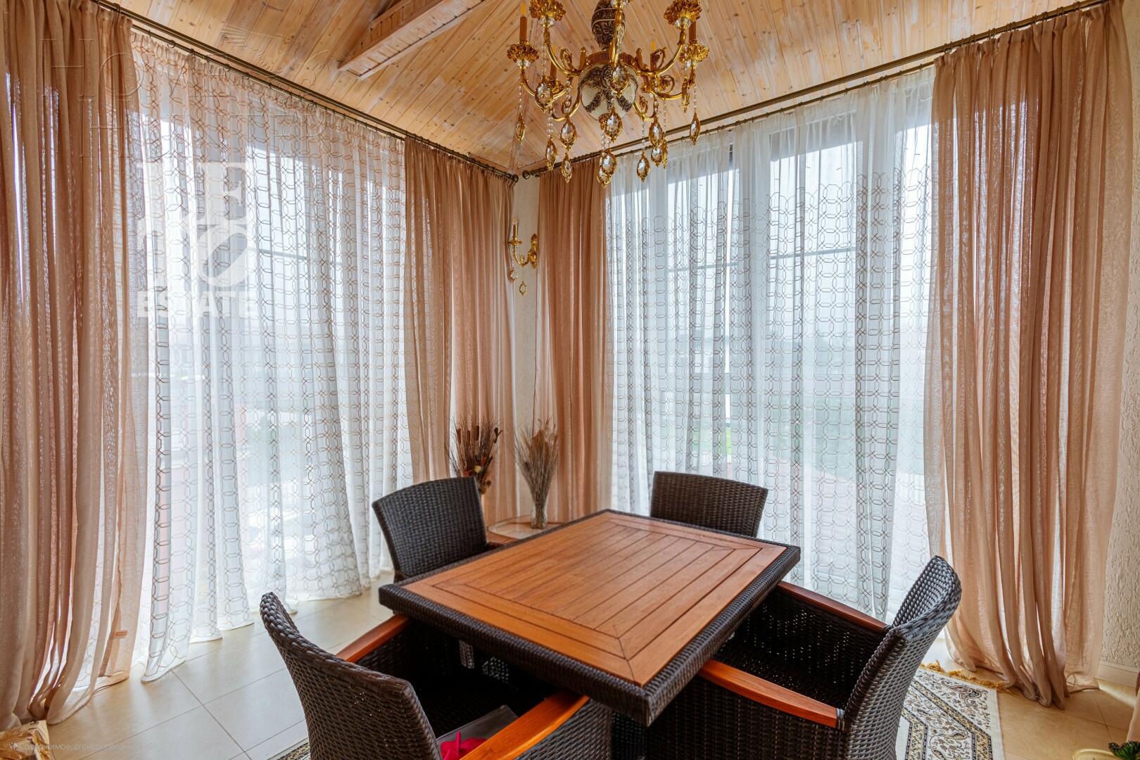 2-этажный таунхаус 251.7 м² с отделкой