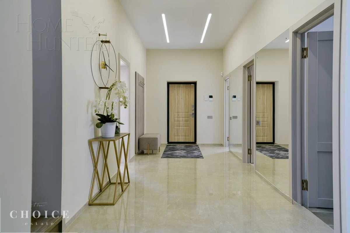 2-этажный коттедж 240 м² с отделкой