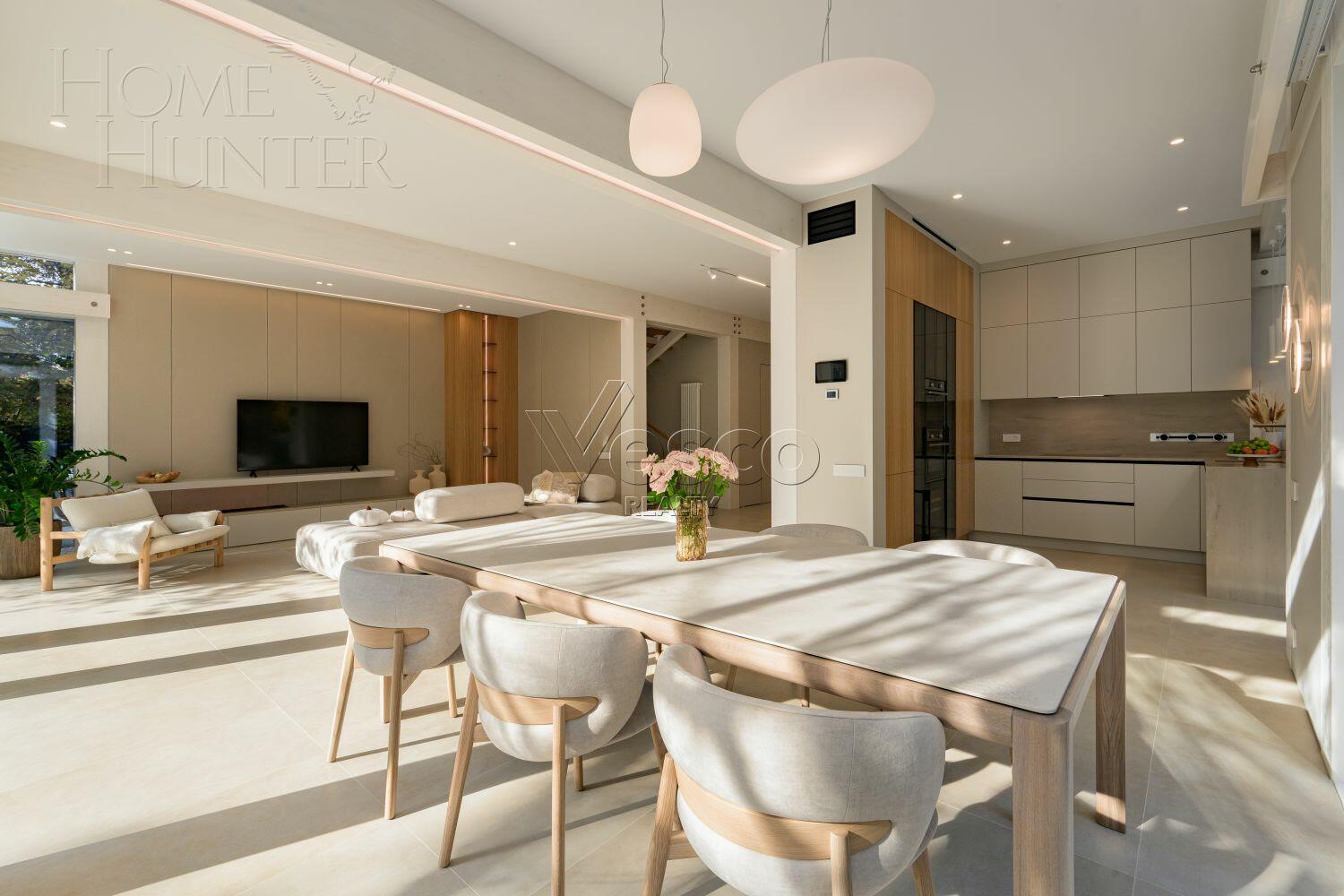 2-этажный коттедж 315 м² с отделкой