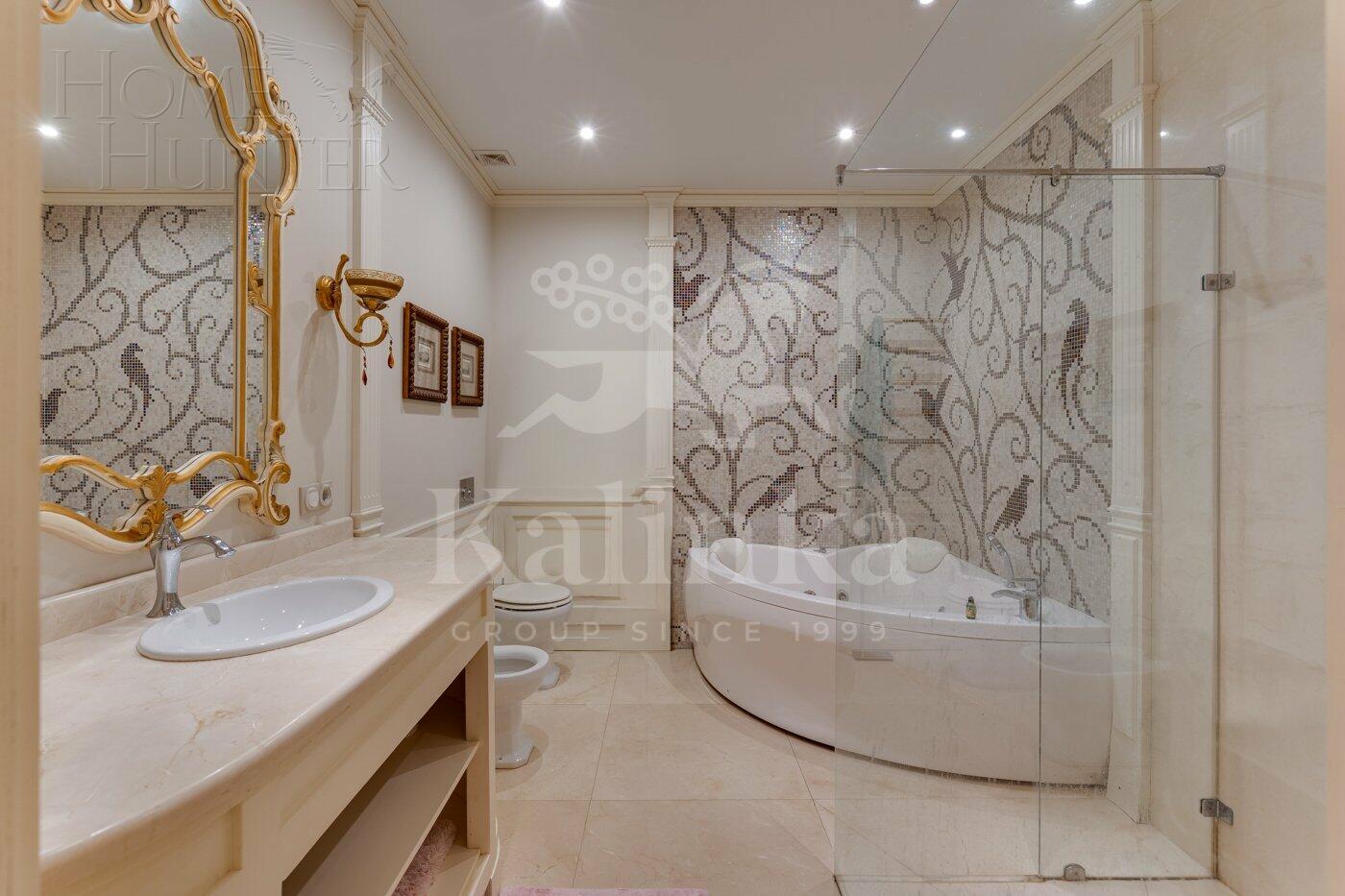 2-этажный коттедж 1 400 м² с отделкой