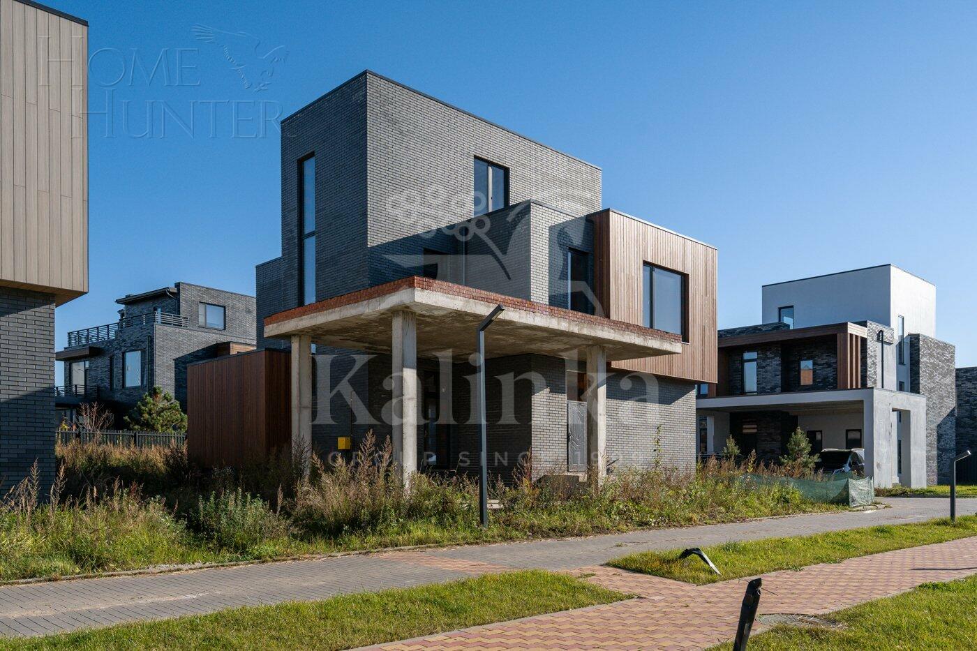 3-этажный коттедж 308 м² без отделки