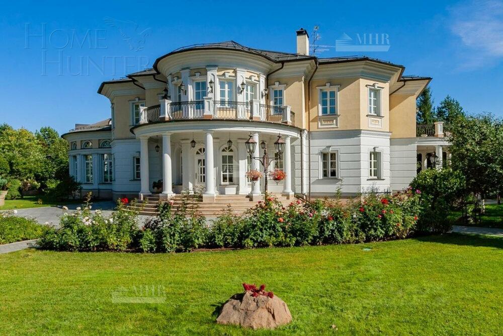 2-этажный коттедж 2 000 м² с отделкой