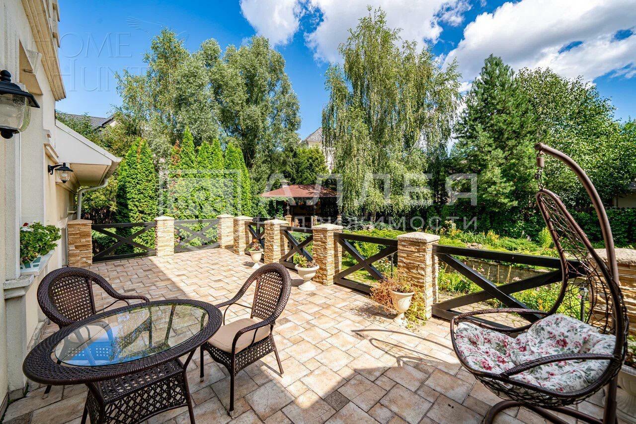 2-этажный коттедж 617.5 м² с отделкой