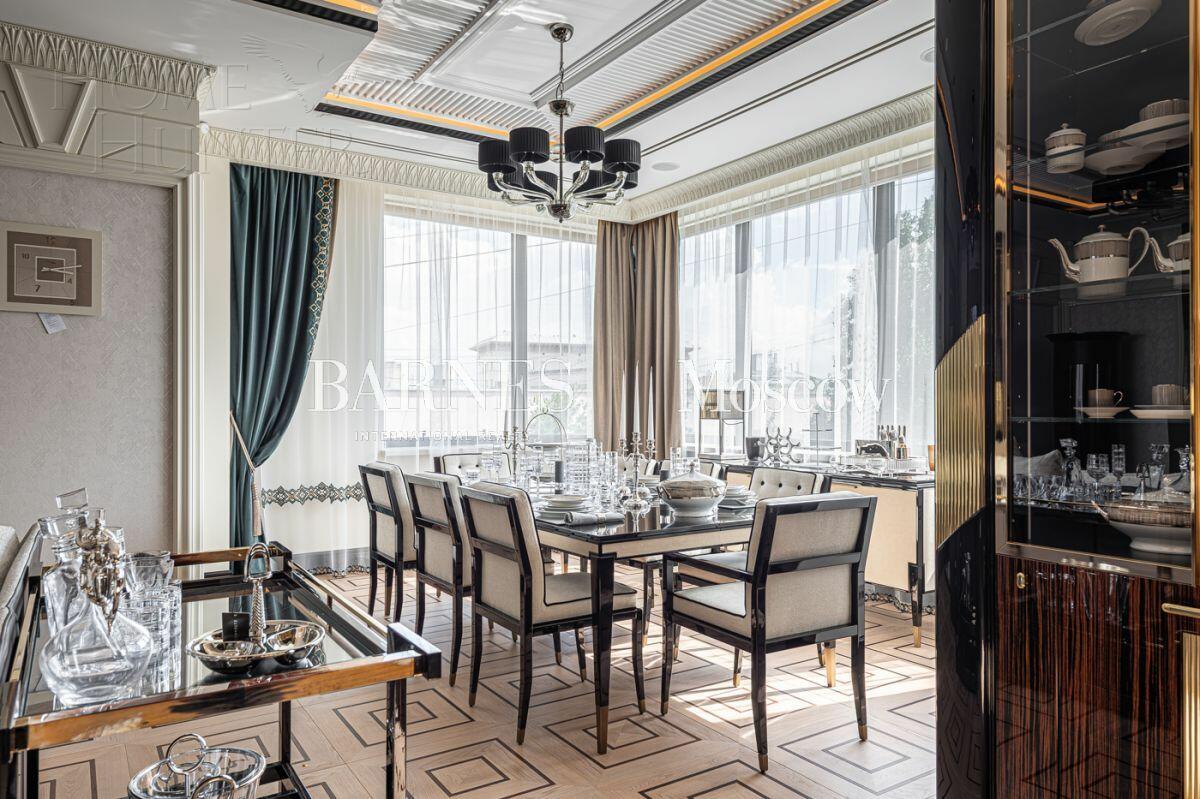 5-КОМН. КВАРТИРА С ОТДЕЛКОЙ 242.42 М² НА 6 ЭТАЖЕ