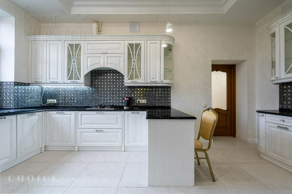 2-этажный коттедж 450 м² с отделкой