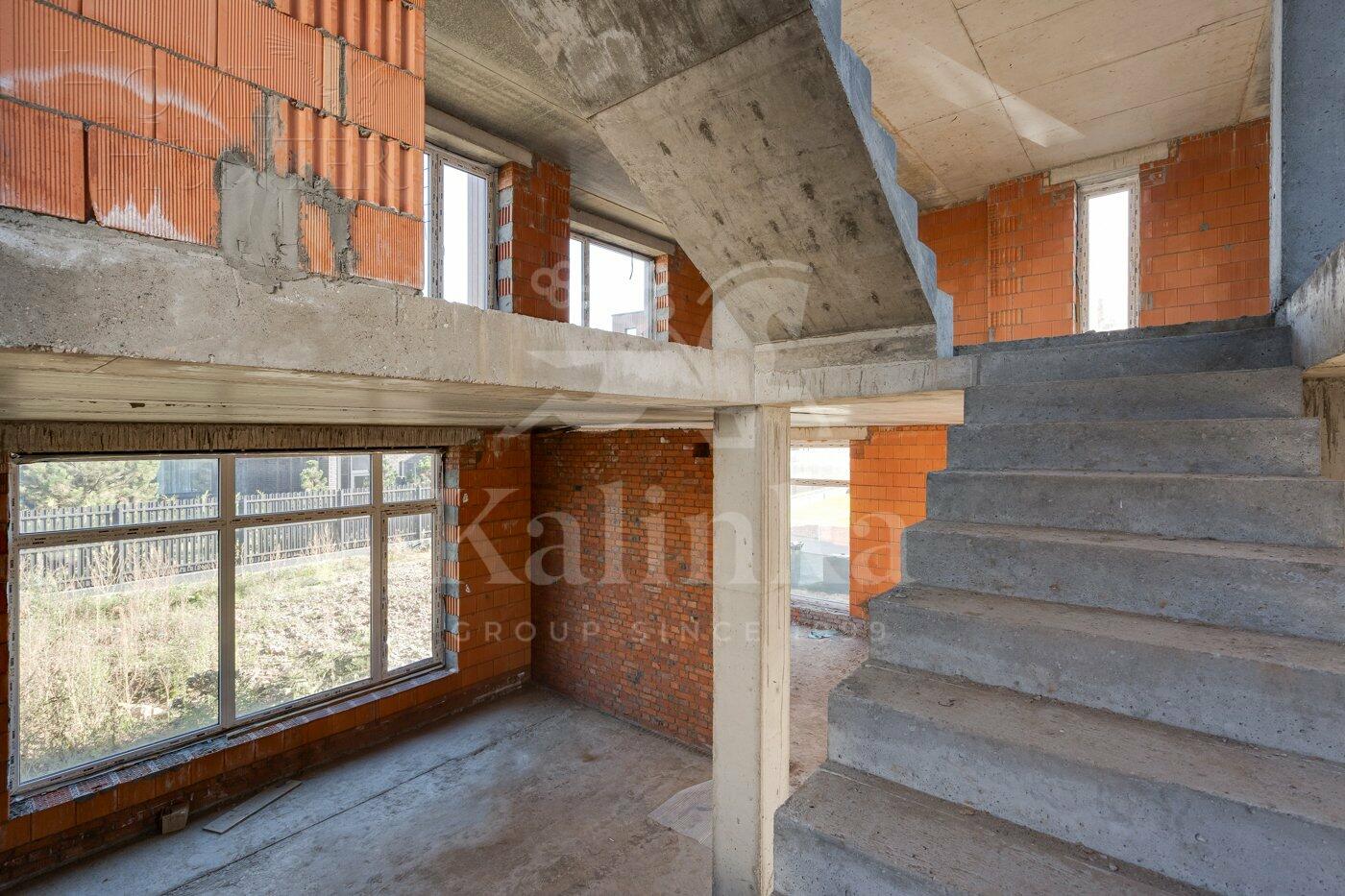 3-этажный коттедж 308 м² без отделки