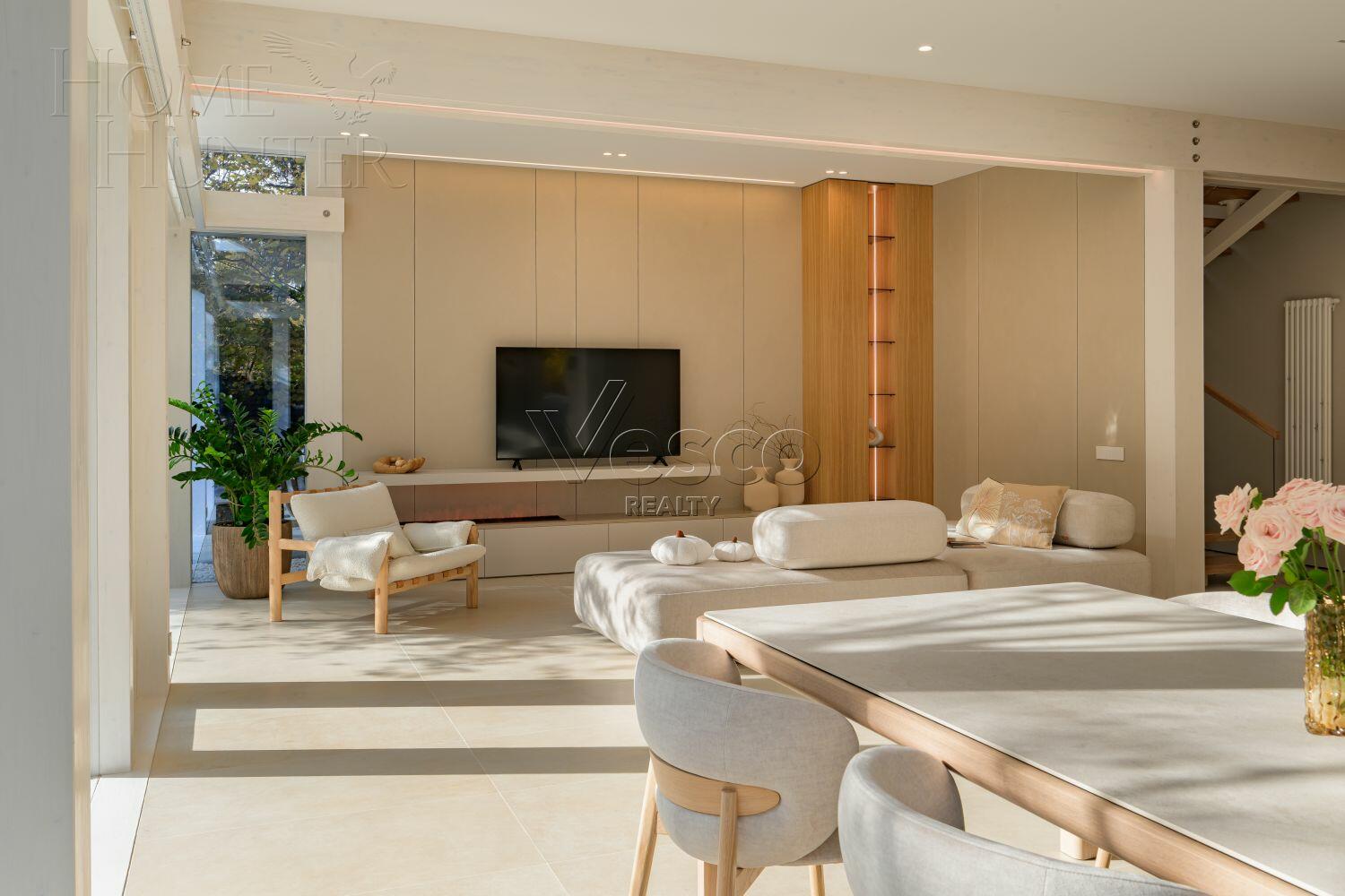 2-этажный коттедж 315 м² с отделкой