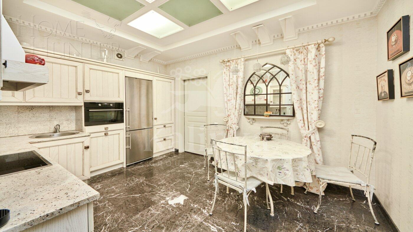 4-КОМН. КВАРТИРА С ОТДЕЛКОЙ 146.9 М² НА 2 ЭТАЖЕ