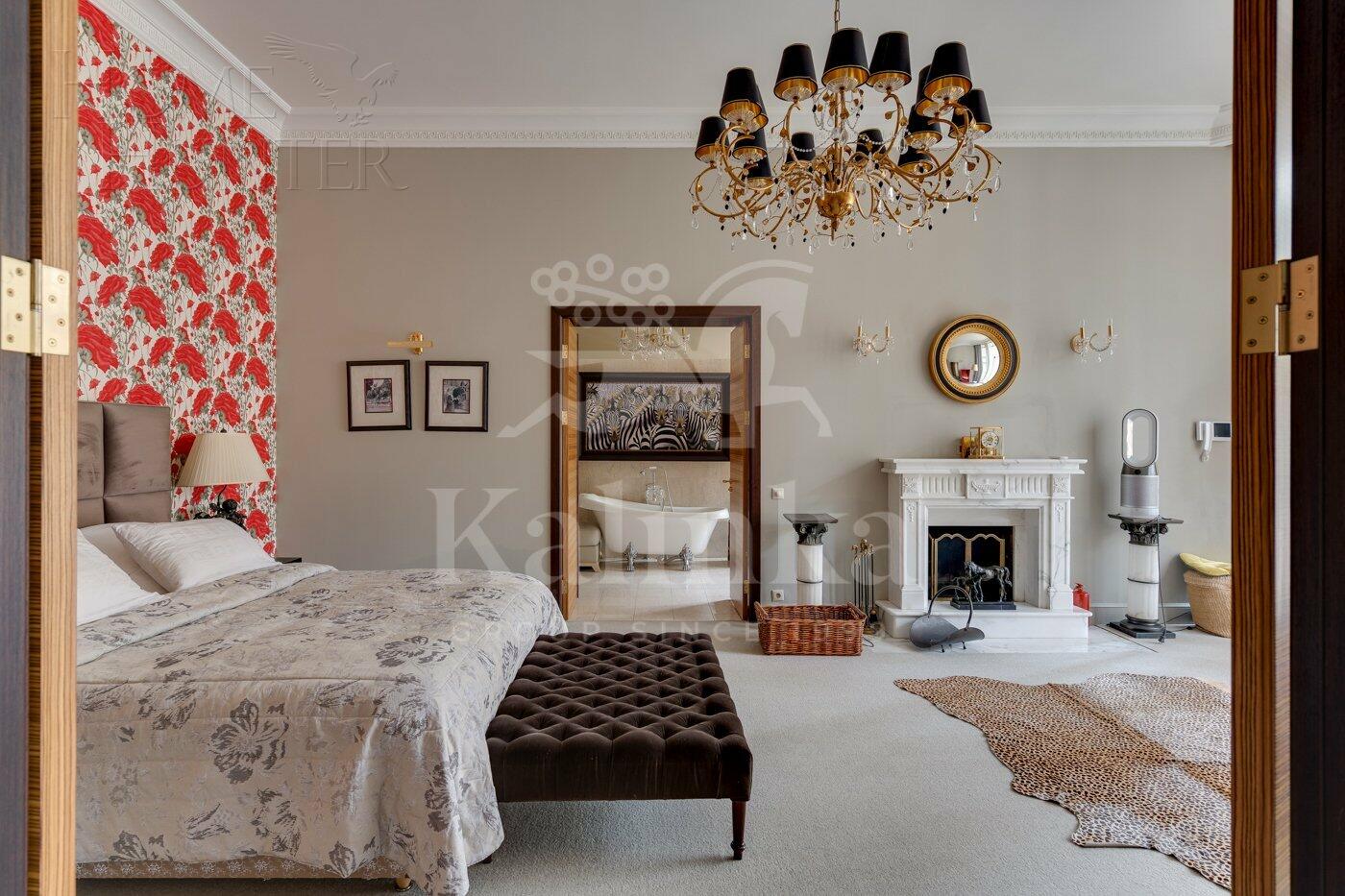 2-этажный коттедж 1 400 м² с отделкой