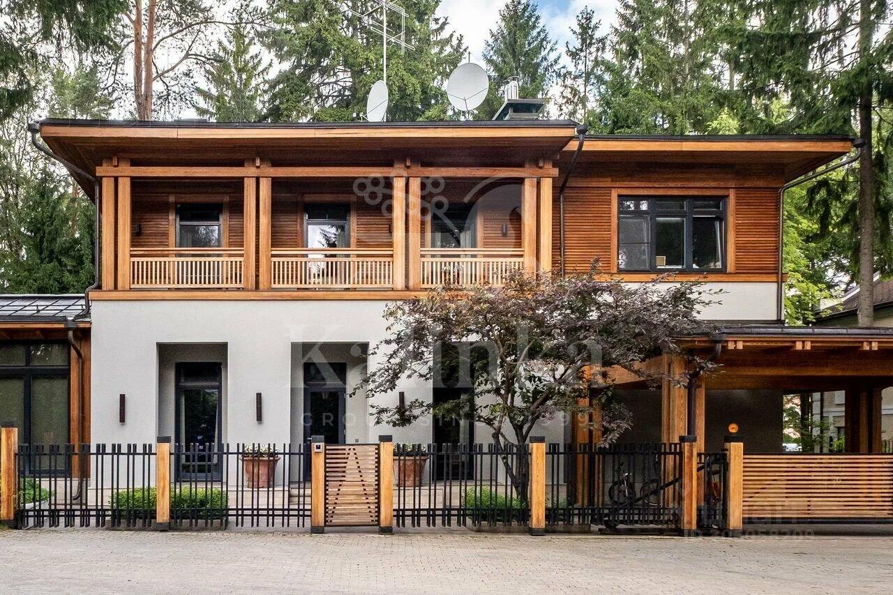 2-этажный коттедж 804.9 м² с отделкой