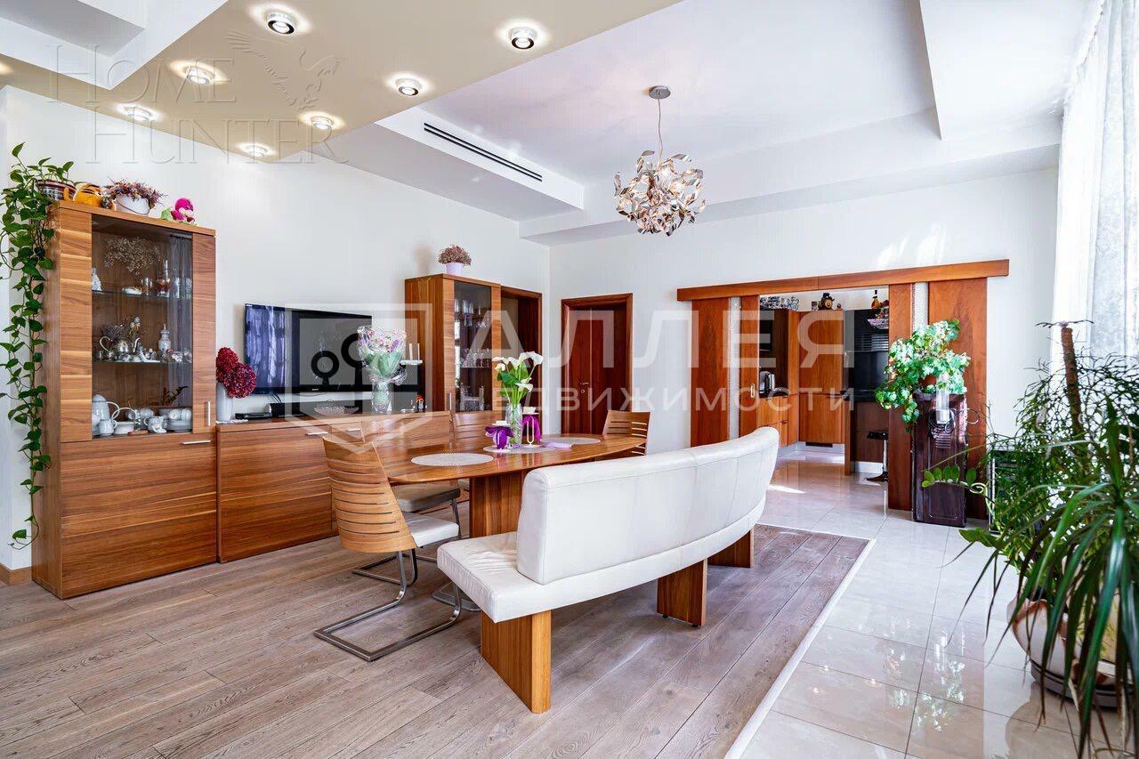 2-этажный коттедж 617.5 м² с отделкой