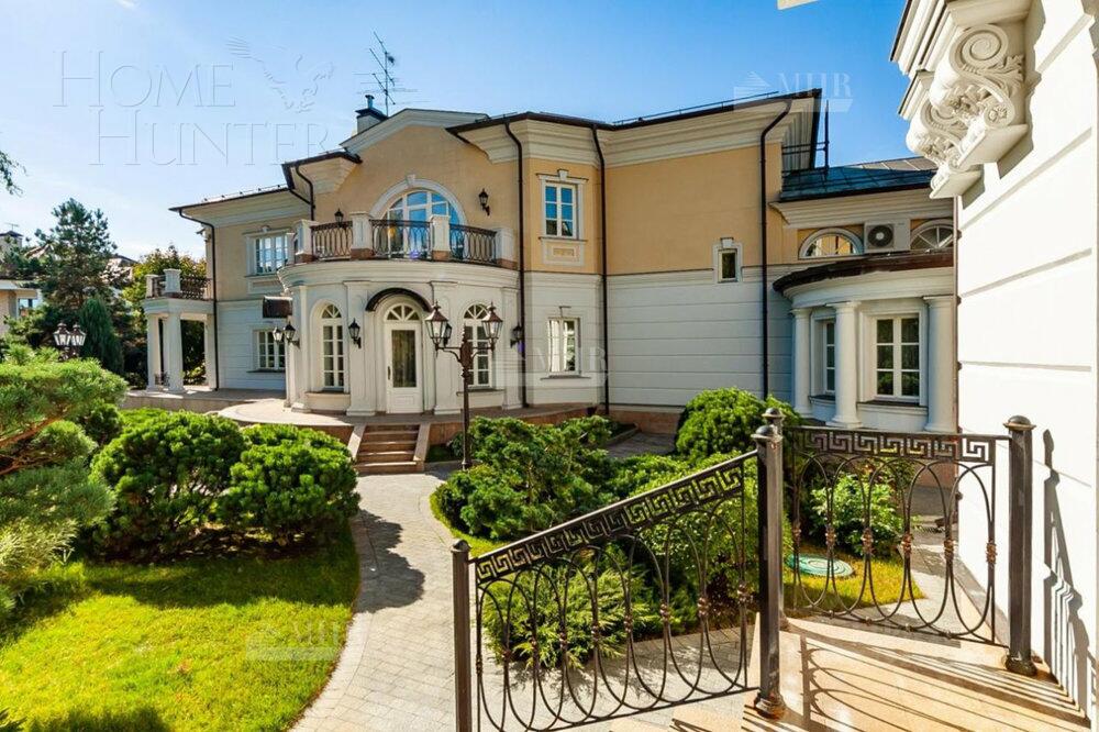 2-этажный коттедж 2 000 м² с отделкой