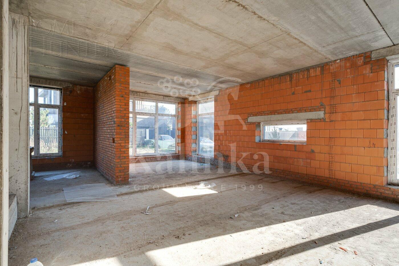 3-этажный коттедж 308 м² без отделки