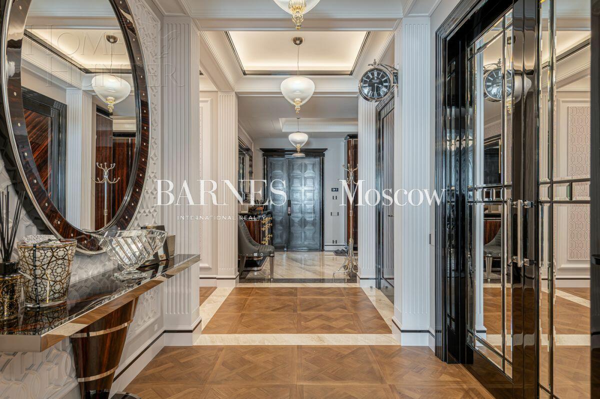 5-КОМН. КВАРТИРА С ОТДЕЛКОЙ 242.42 М² НА 6 ЭТАЖЕ