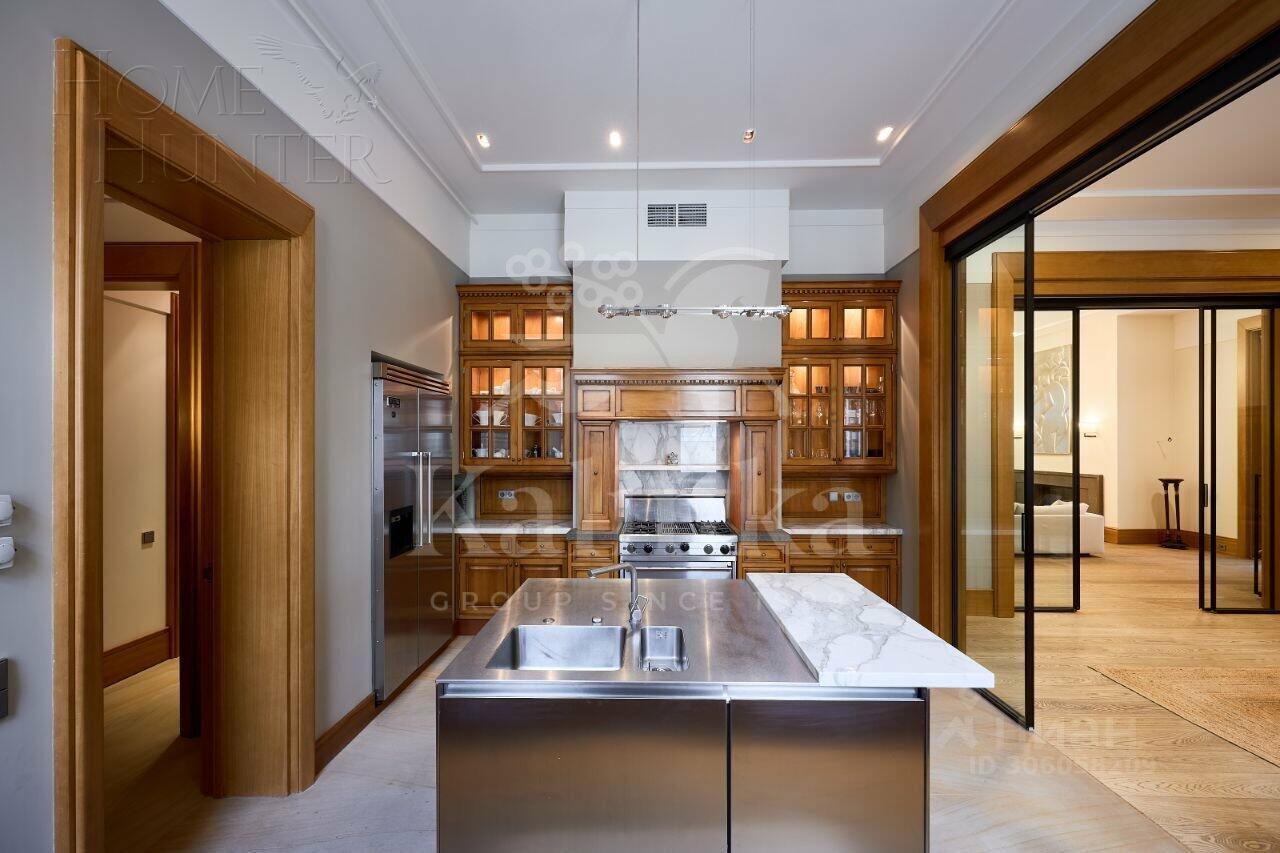 2-этажный коттедж 804.9 м² с отделкой