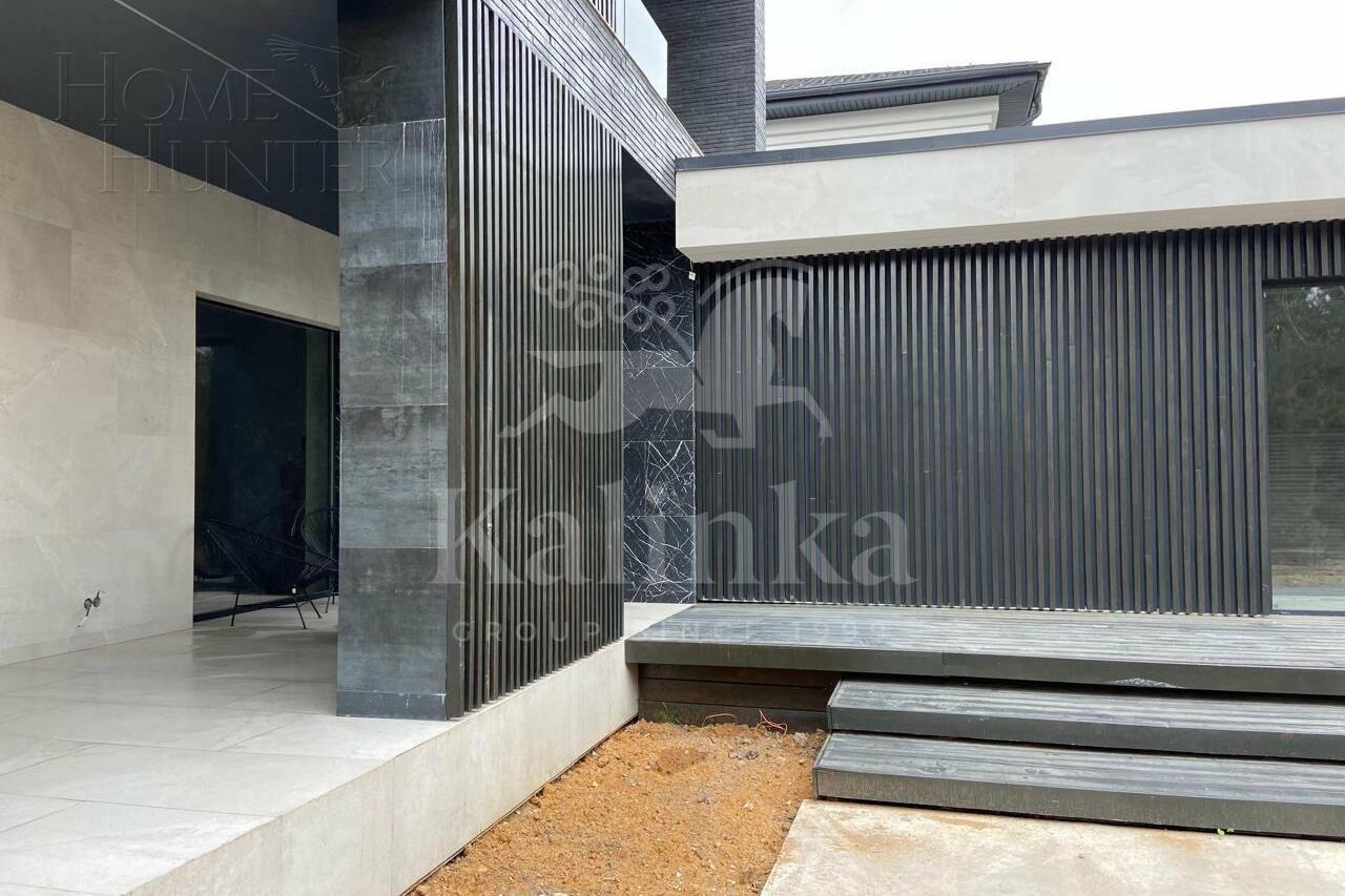 2-этажный коттедж 468 м² с отделкой