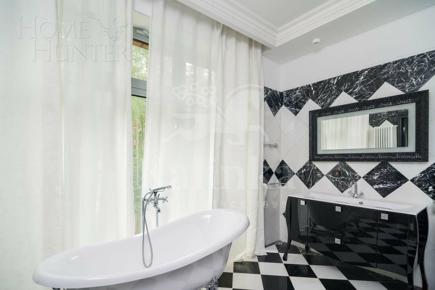 2-этажный коттедж 640 м² с отделкой