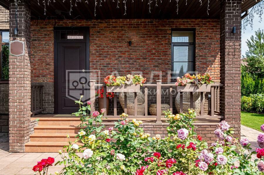 2-этажный коттедж 360 м² с отделкой