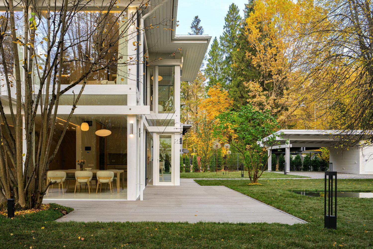 2-этажный коттедж 315 м² с отделкой