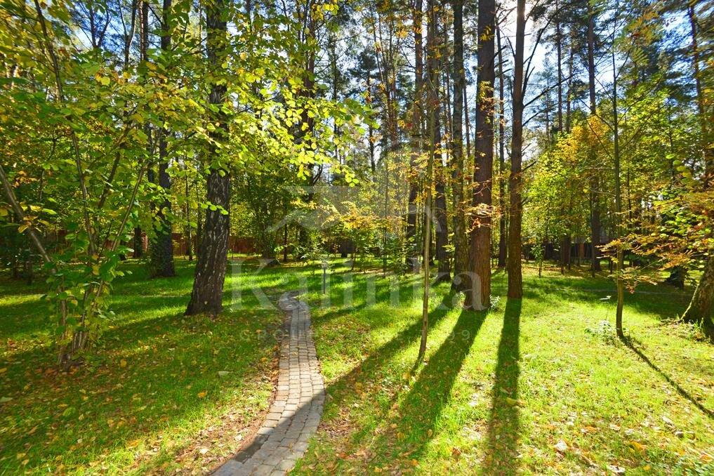 2-этажный коттедж 640 м² с отделкой