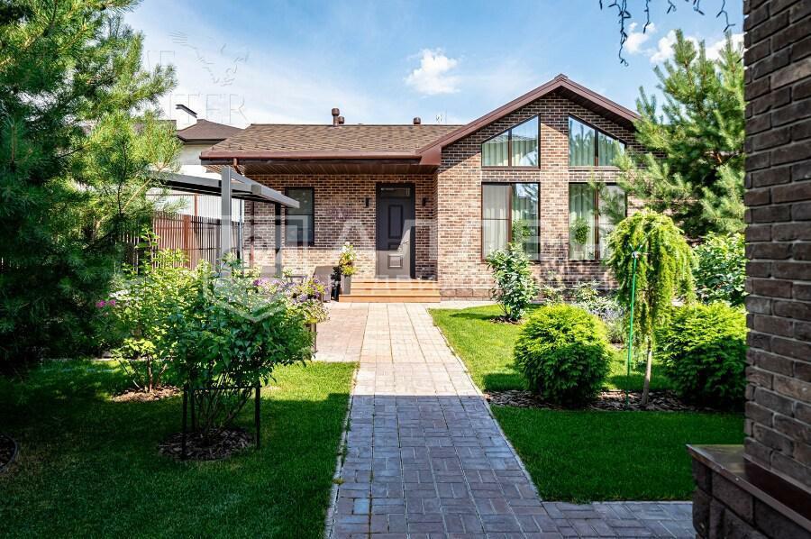 2-этажный коттедж 360 м² с отделкой