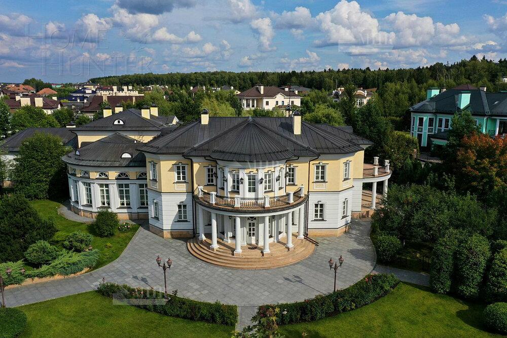 2-этажный коттедж 2 000 м² с отделкой