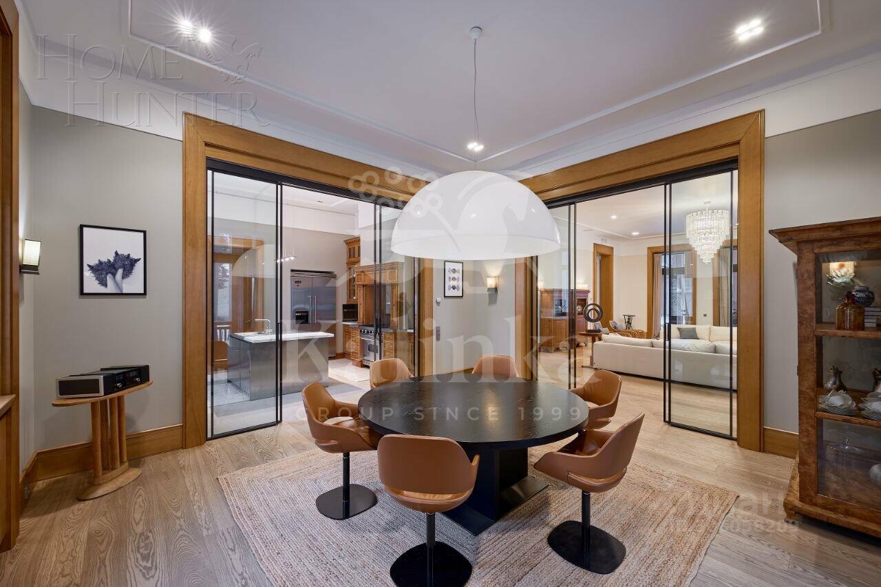 2-этажный коттедж 804.9 м² с отделкой