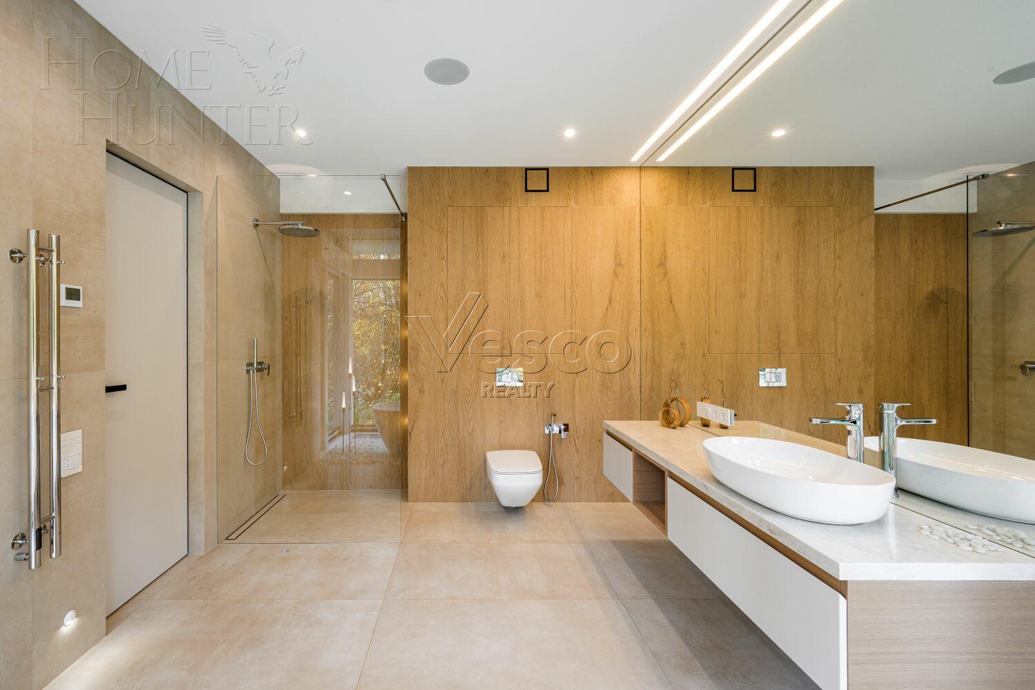 2-этажный коттедж 315 м² с отделкой