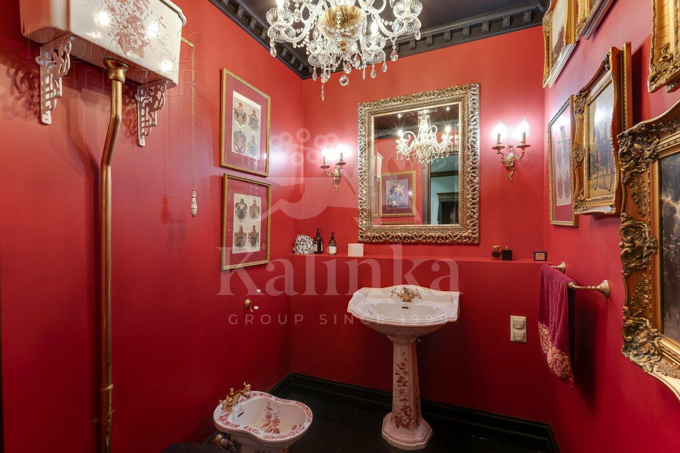 2-этажный коттедж 1 400 м² с отделкой