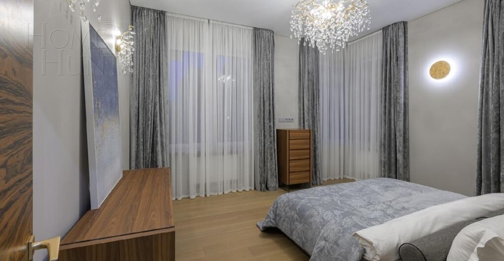 2-этажный коттедж 350 м² с отделкой