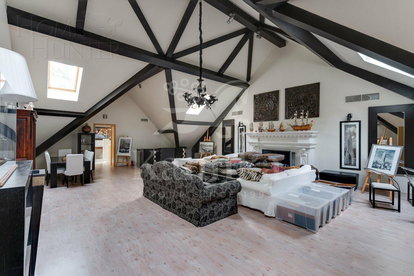 2-этажный коттедж 1 400 м² с отделкой