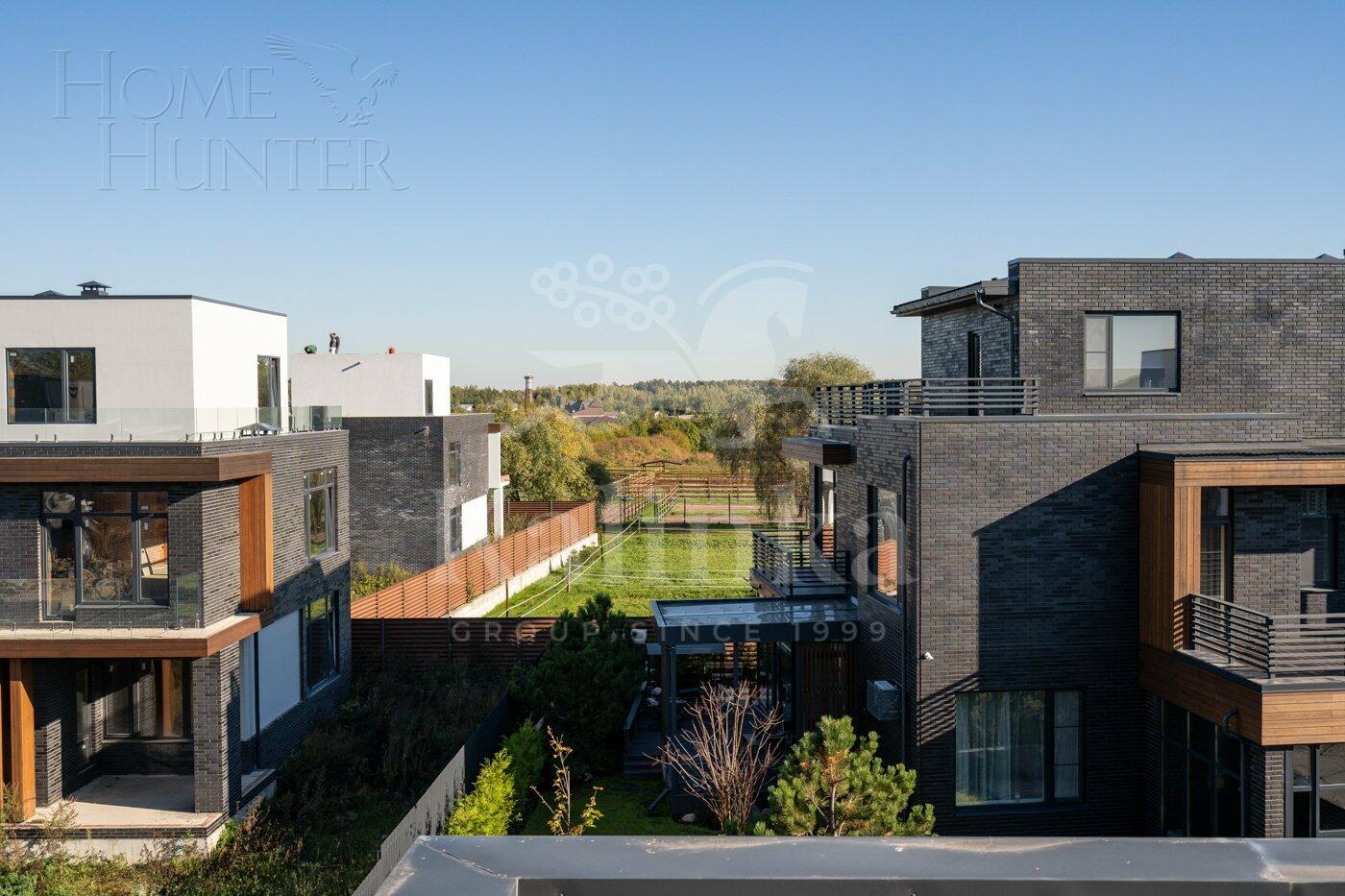 3-этажный коттедж 308 м² без отделки