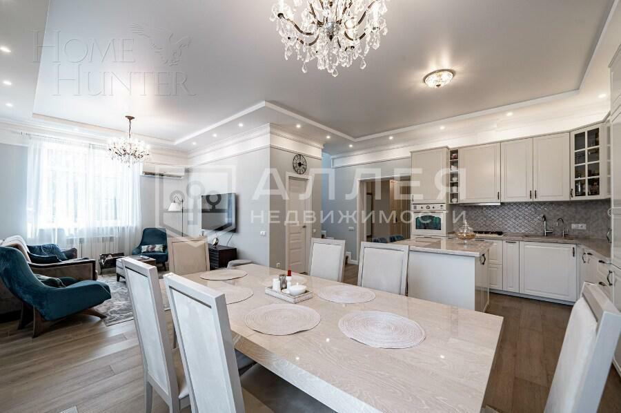 2-этажный коттедж 360 м² с отделкой