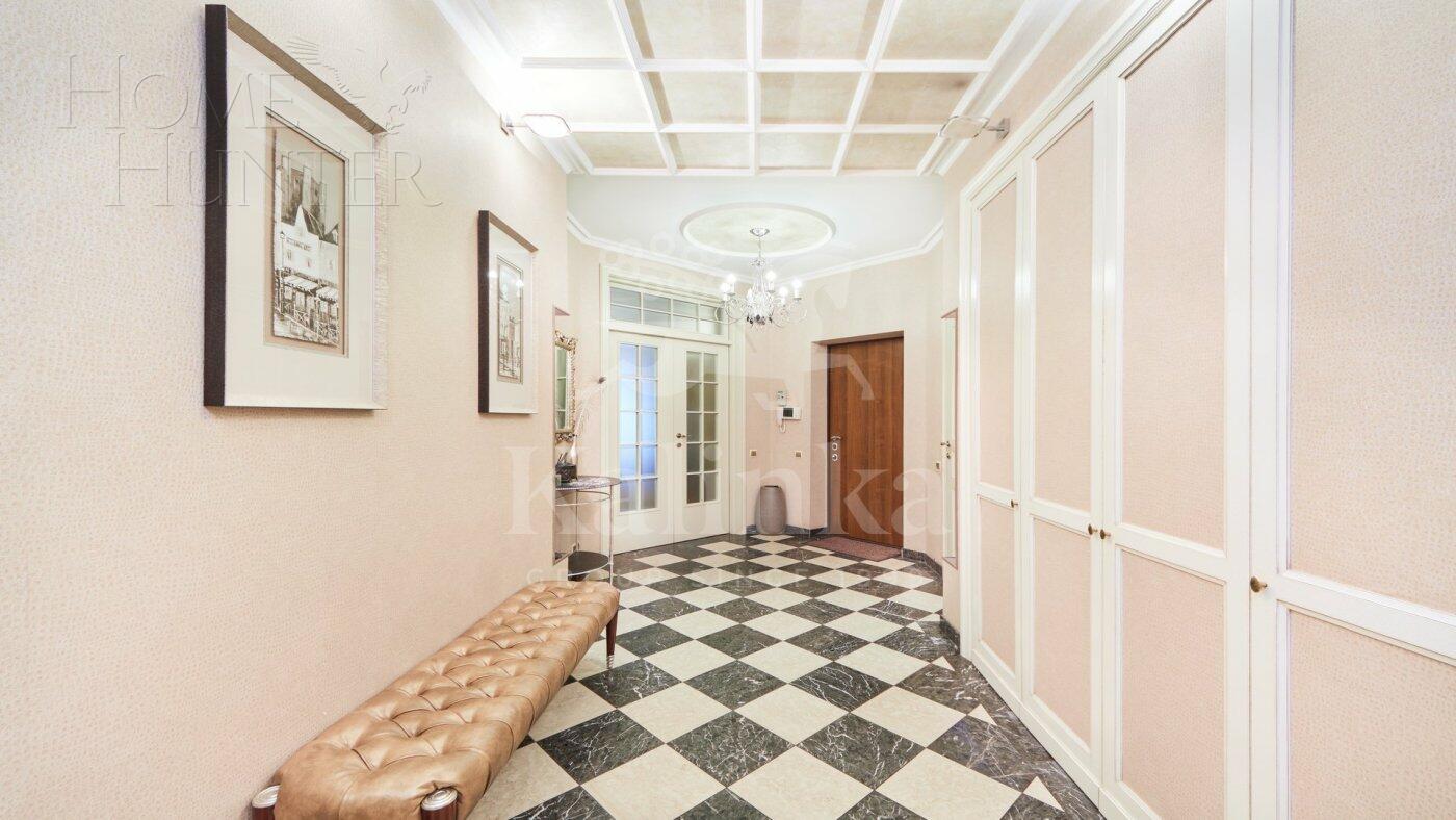 4-КОМН. КВАРТИРА С ОТДЕЛКОЙ 146.9 М² НА 2 ЭТАЖЕ