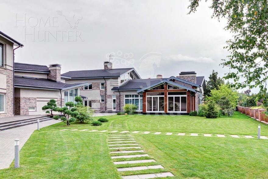 2-этажный коттедж 1 700 м² без отделки