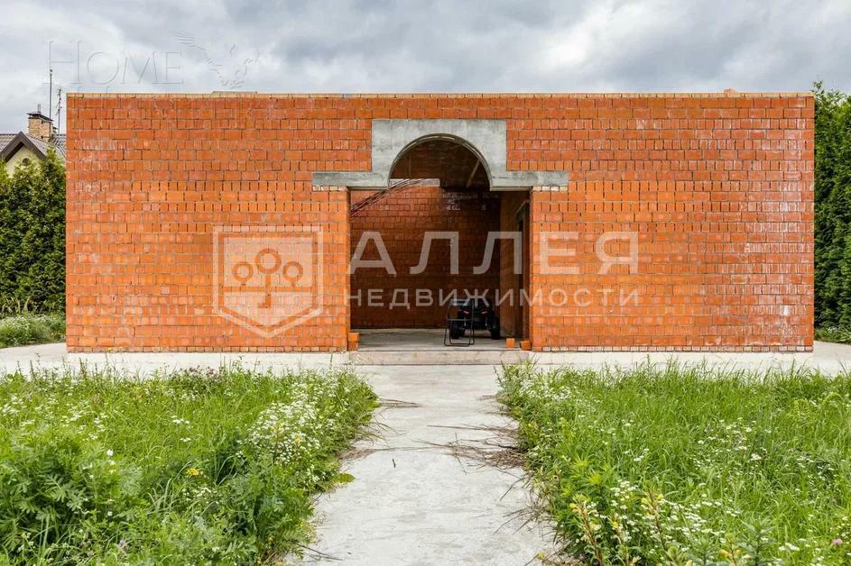 3-этажный коттедж 615 м² с отделкой